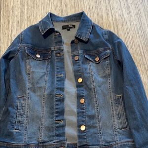 Size medium women’s denim jacket